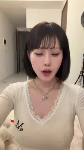 きらら🎀みつごのたまごのTikTok投稿