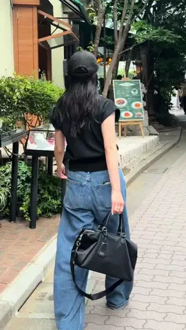 seraのTikTok投稿