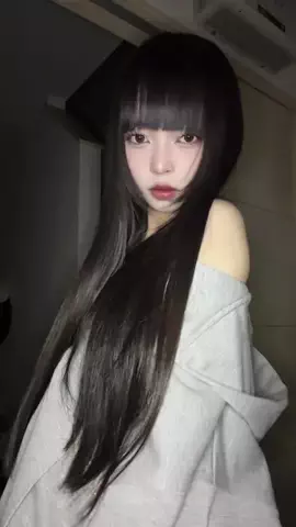 愛純のTikTok投稿