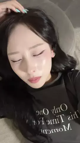 ROZA | 韓国美容大学生のTikTok投稿
