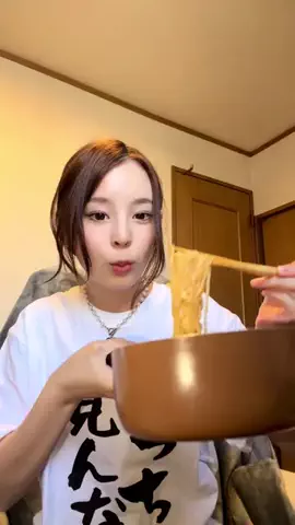 小國舞羽(まう)のTikTok投稿