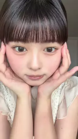 長浜 広奈(ながはまひな)のTikTok投稿