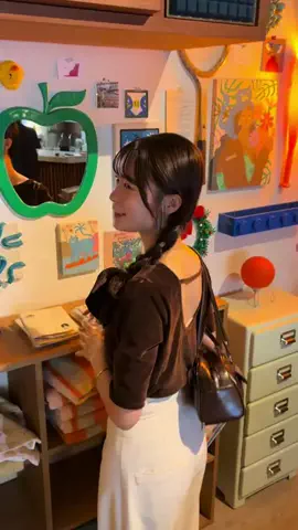 つるたななみのTikTok投稿