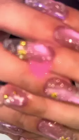 ﾒﾗﾒﾗﾈｲﾘｽﾄ💅のTikTok投稿