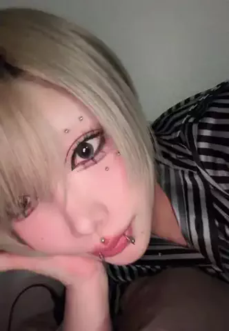 彩里のTikTok投稿