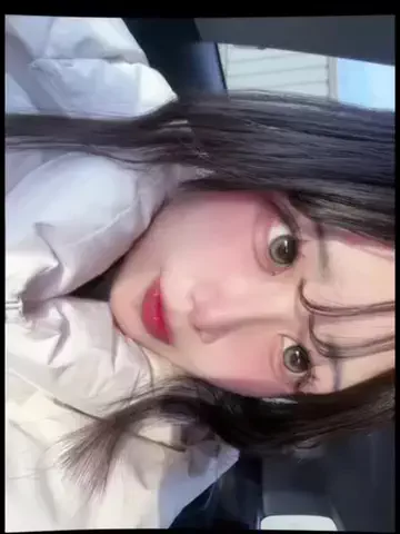 柚 花のTikTok投稿