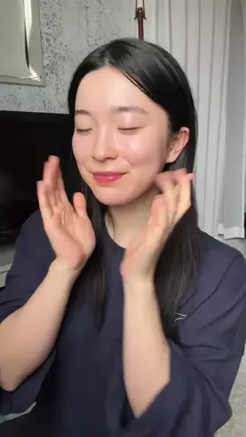 るなのTikTok投稿