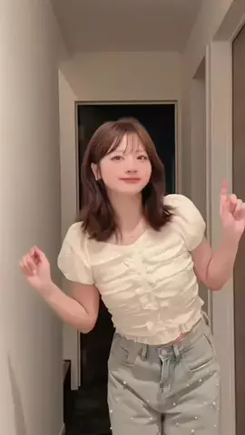 紫優のTikTok PR投稿：zozotownで購入できるかわいいトップス🍨🤍 パフスリーブ…