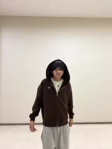 両足おすぐっとのTikTok投稿