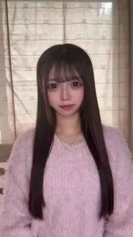 ひとみのTikTok投稿