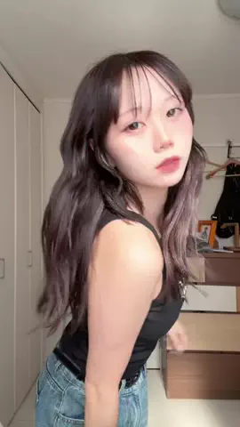 寝不足気味のTikTok投稿