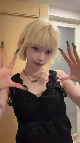 ナマケモノのTikTok投稿