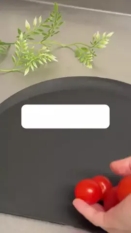 りなのTikTok投稿