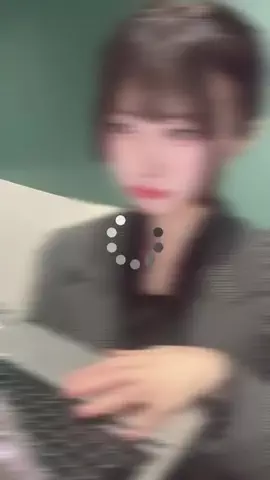 ぽぽちゃんは社会人のTikTok投稿