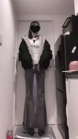 梓のTikTok投稿