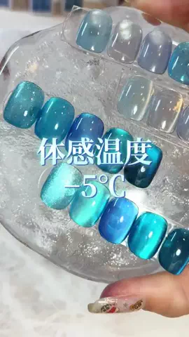 みー／NailartistのTikTok投稿