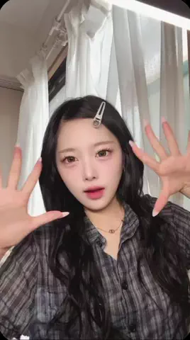 まるのTikTok投稿