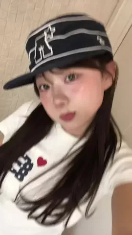 愛莉のTikTok投稿