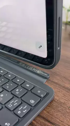 あすか｜iPhoneとガジェットのTikTok投稿