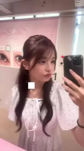 莉々愛(16)のTikTok投稿