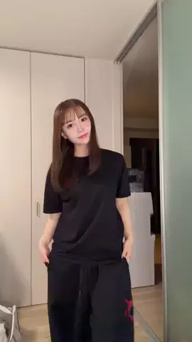しみず くるみのTikTok投稿