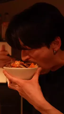 それでも美味いもんby大人男子LABOのTikTok投稿
