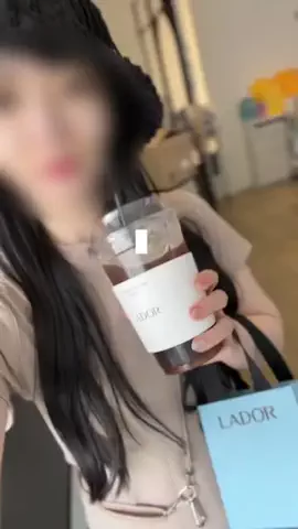 あや｜シンプルな暮らしのTikTok投稿
