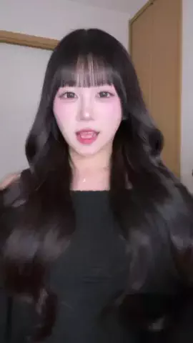 ゆいのTikTok投稿