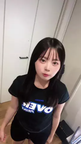 伊藤初華/UIKA ITOのTikTok投稿