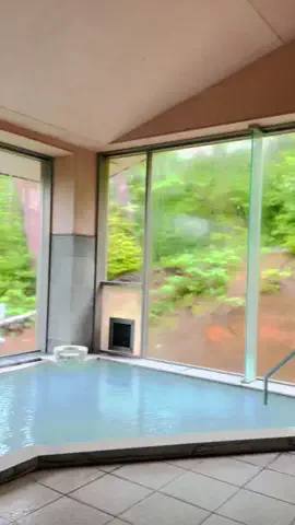 おんせんまみ｜温泉と美味しいもの好きのTikTok投稿