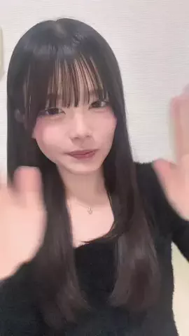 莉々愛(16)のTikTok投稿