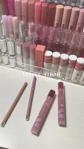 ︎︎れいあのTikTok投稿