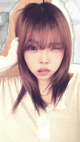 MoMoNaのTikTok投稿