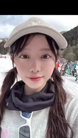 佐久間りさのTikTok投稿