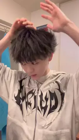 ゆーた《バチバチヘア美容師⚡️》のTikTok投稿