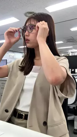 えび｜会社行くだけなのにちゃんと可愛くいたいのTikTok投稿