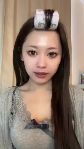 유리나(ユリナ)🍒🌙のTikTok投稿