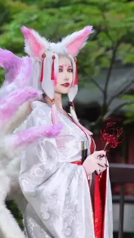 るなちっち🧝‍♀️🦋神嬢LunAのTikTok投稿