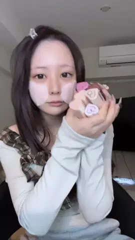 栞麗（しおり）のTikTok投稿