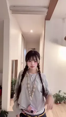 ろはのTikTok投稿