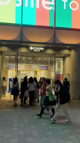さやか🫧正直コスメのTikTok投稿
