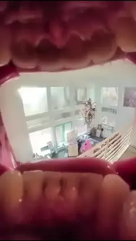 GlimpのTikTok PR投稿：#pov What a Kiss Looks Like from INSIDE the mouth! #jiffcy #pr