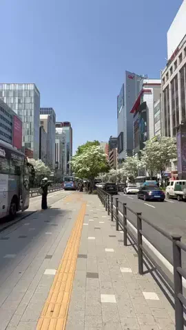 月1旅行OL｜JINIのTikTok投稿