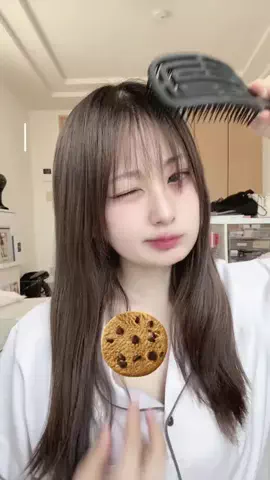せれびぃのTikTok投稿