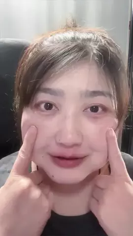 はるつきのTikTok投稿