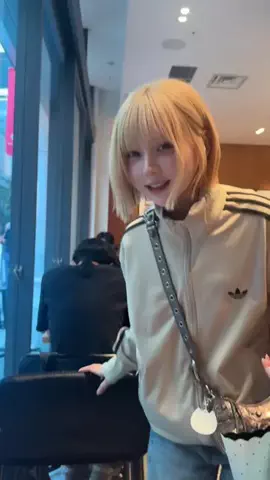 栞麗（しおり）のTikTok投稿
