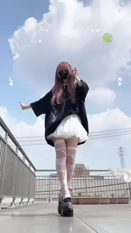 りりちゃん｜Lily 🤍𓆪のTikTok投稿