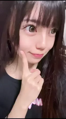 目きゅるきゅる👁ࠔ👁あやかのTikTok投稿