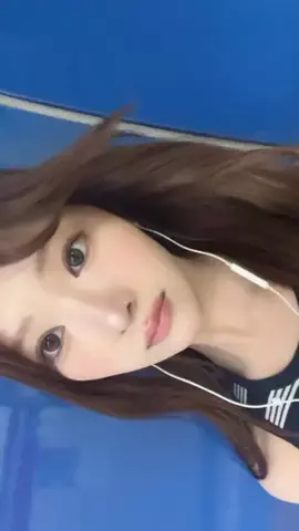 レイのTikTok投稿
