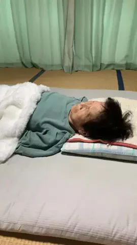 二五婆ちゃん(Nico grandma)🌻👵と一五一笑のTikTok投稿